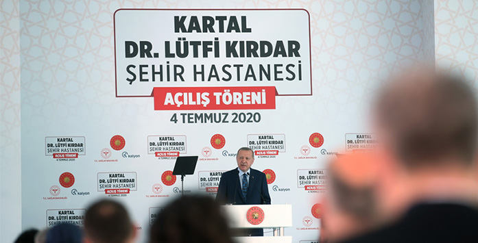 Dr. Lütfi Kırdar Hastanesi&#39;nin Açılışını Yaparken Çekilmiş Recep Tayyip Erdoğan Fotoğrafı