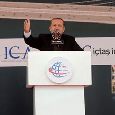 Image of President Erdogan Giving a Speech